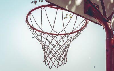 Engánchate al baloncesto con los Uros de Rivas BON LAR
