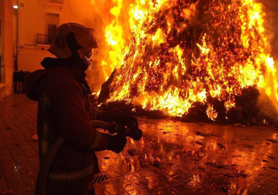 ¿Sabrías qué hacer ante un incendio en tu vivienda?